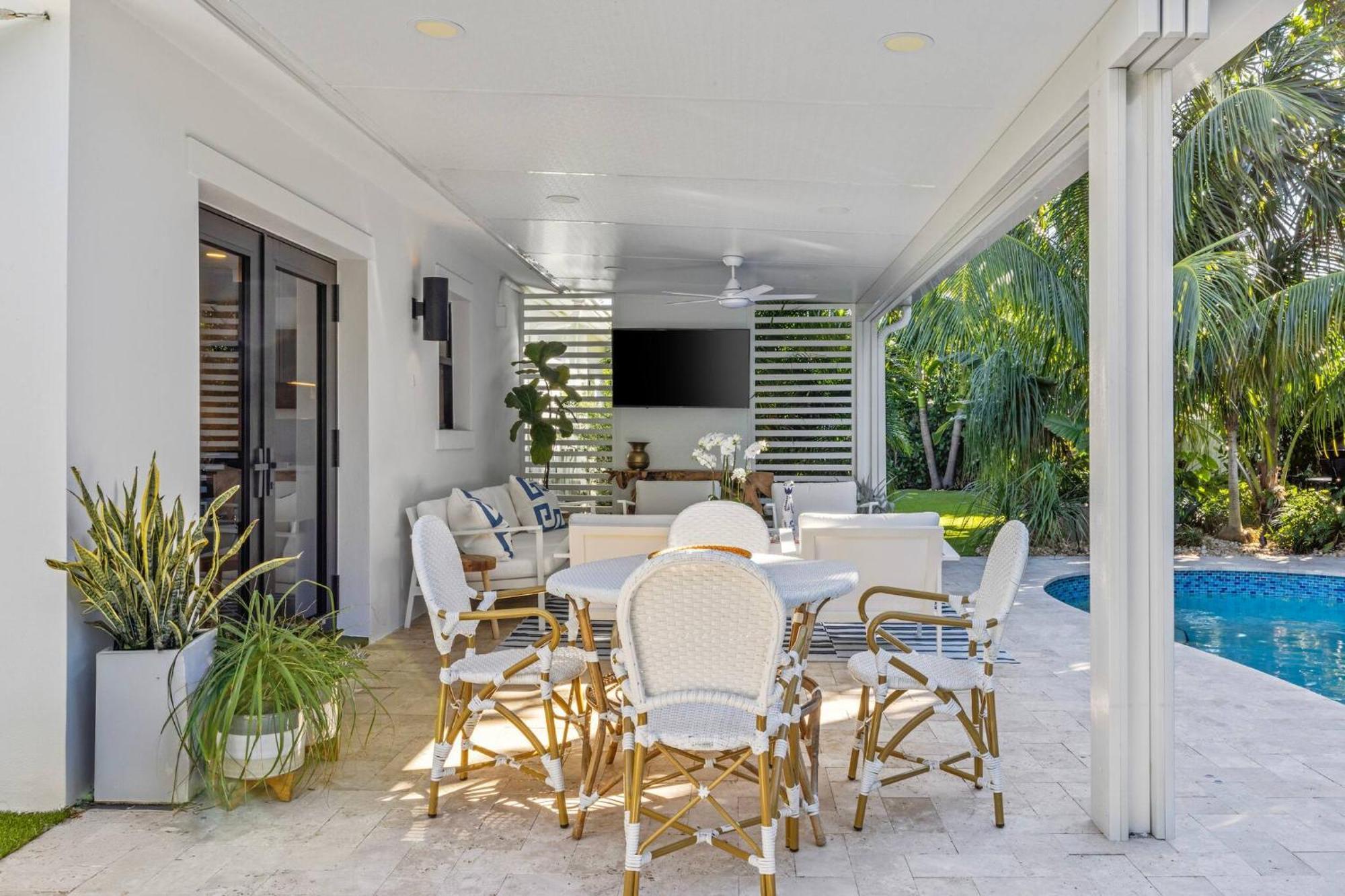 New! Luxurious Villa With Pool In Γουεστ Παλμ Μπιτς Εξωτερικό φωτογραφία