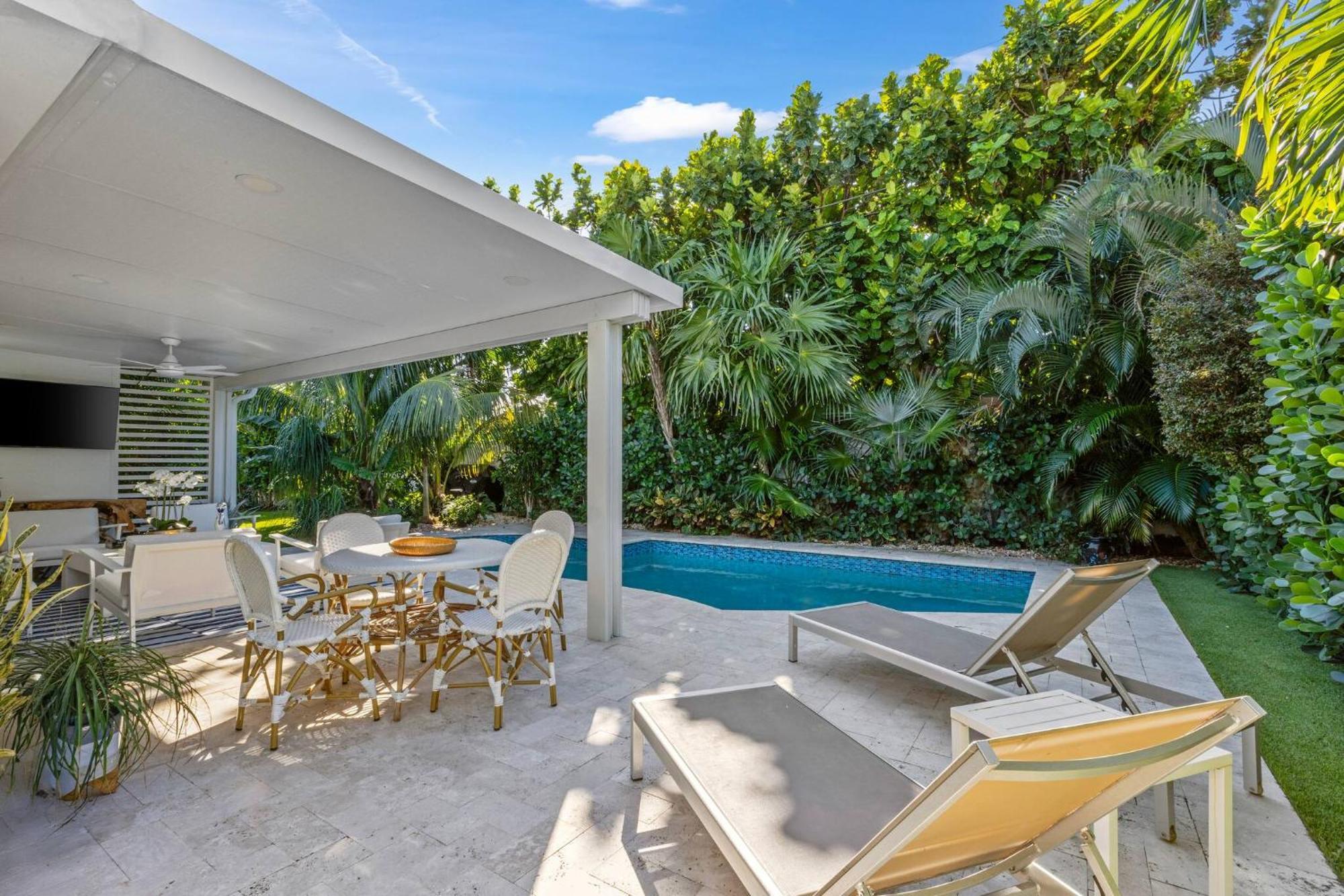 New! Luxurious Villa With Pool In Γουεστ Παλμ Μπιτς Εξωτερικό φωτογραφία